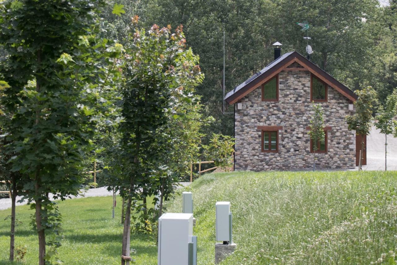 Camping Riu Gelat Hotel Espot Exterior photo